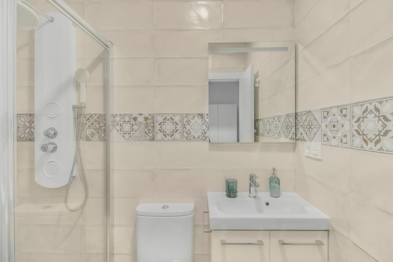 The Million Street Apartment مالقة المظهر الخارجي الصورة